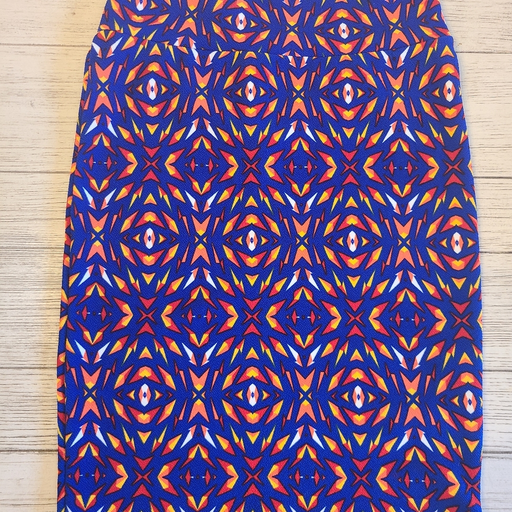 LuLaRoe small Cassie skirt